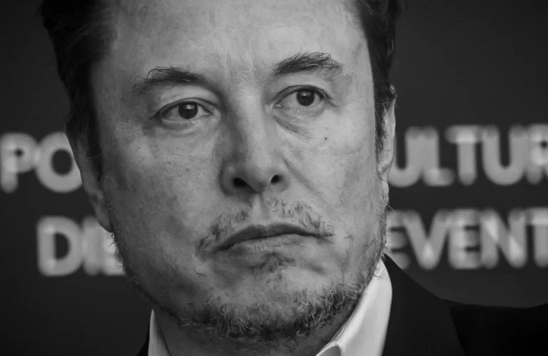 MUSK ! NE OLUYOR ?