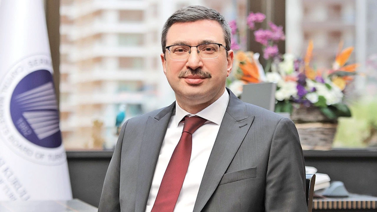 SPK Başkanı Ömer Gönül: “Genç yatırımcılar  finansal okuryazarlık düzeylerini artırmalı.”