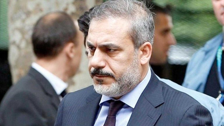 Hakan Fidan Sustukça Konuşuldu